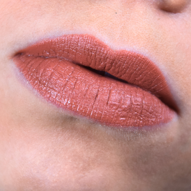 Rossetto Vrei Nude