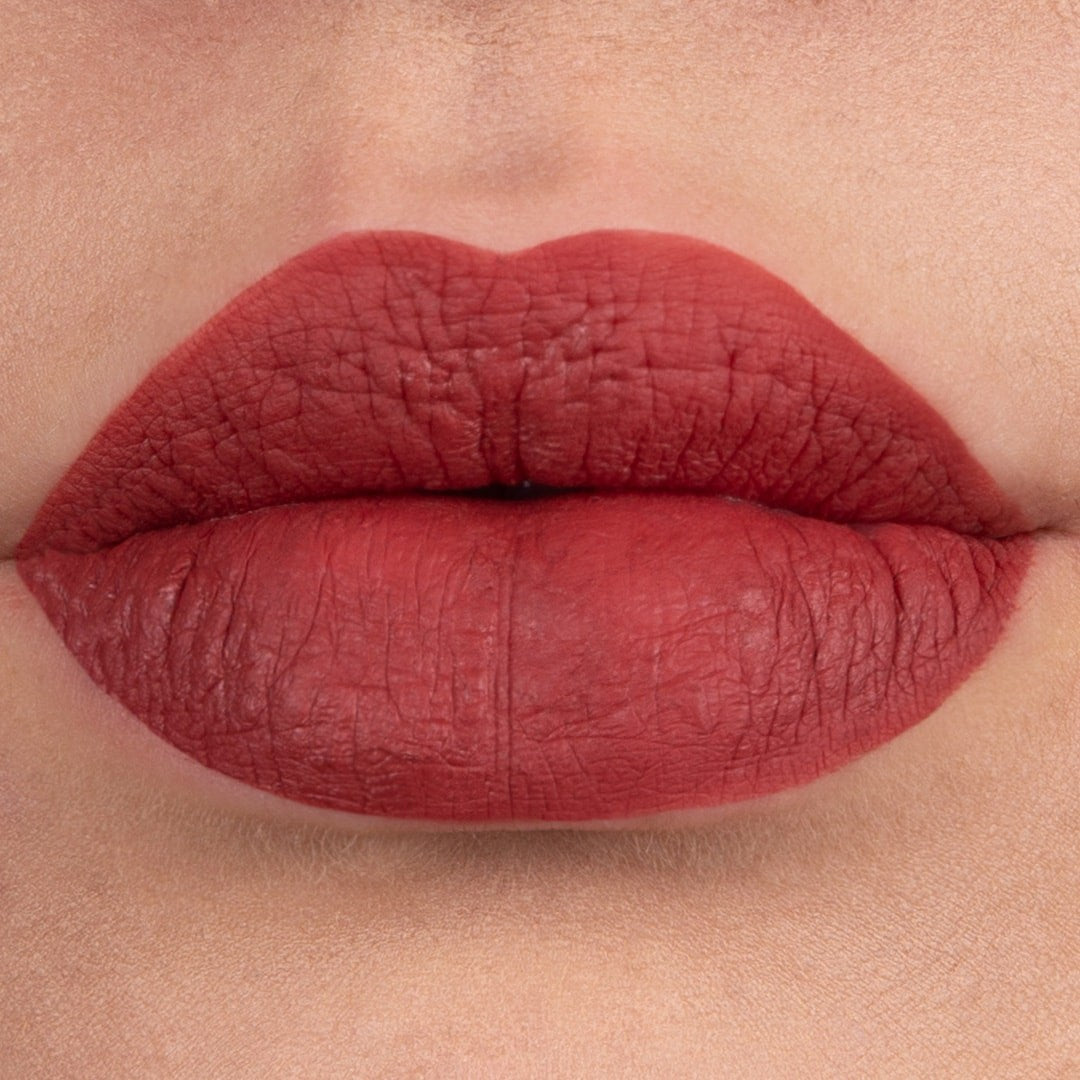 ROUGE À LÈVRES LIQUIDE 05 corail rouge