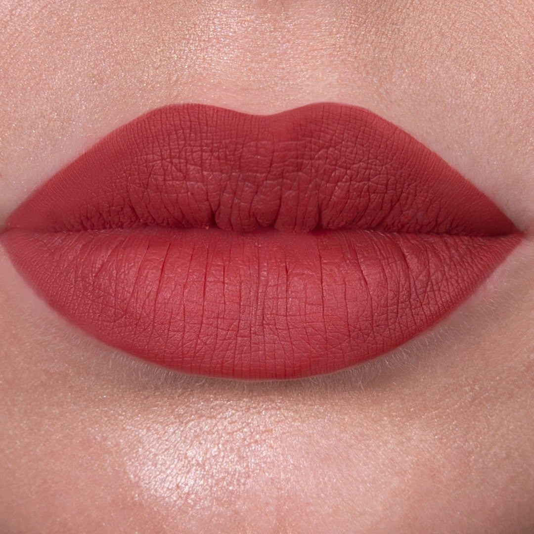 ROUGE À LÈVRES LIQUIDE 05 corail rouge