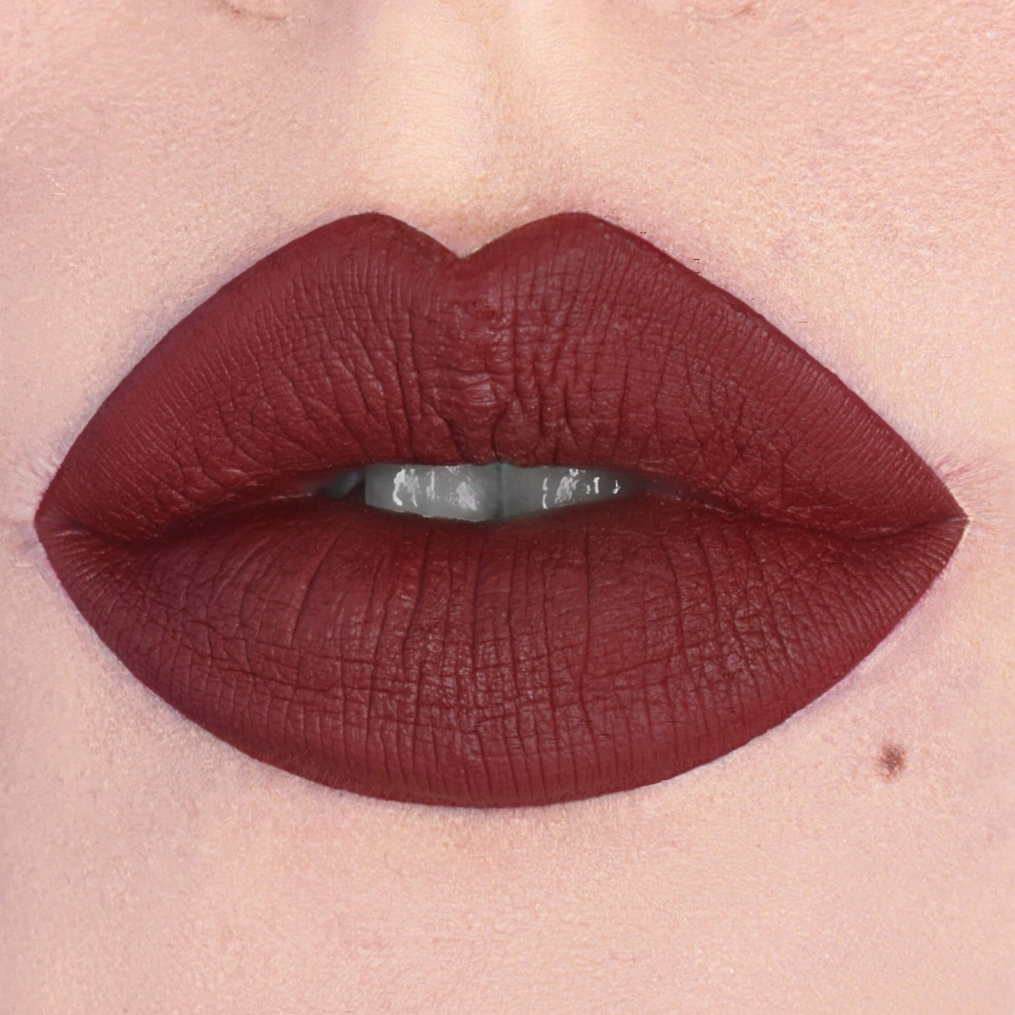 ROUGE À LÈVRES LIQUIDE 05 corail rouge